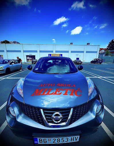 Vozilo za obuku — Nissan Juke
