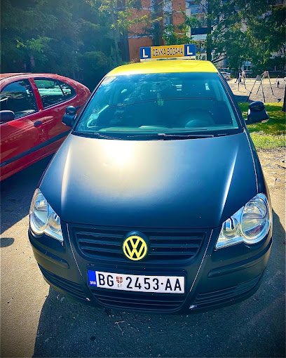 Vozilo za obuku — VW Polo