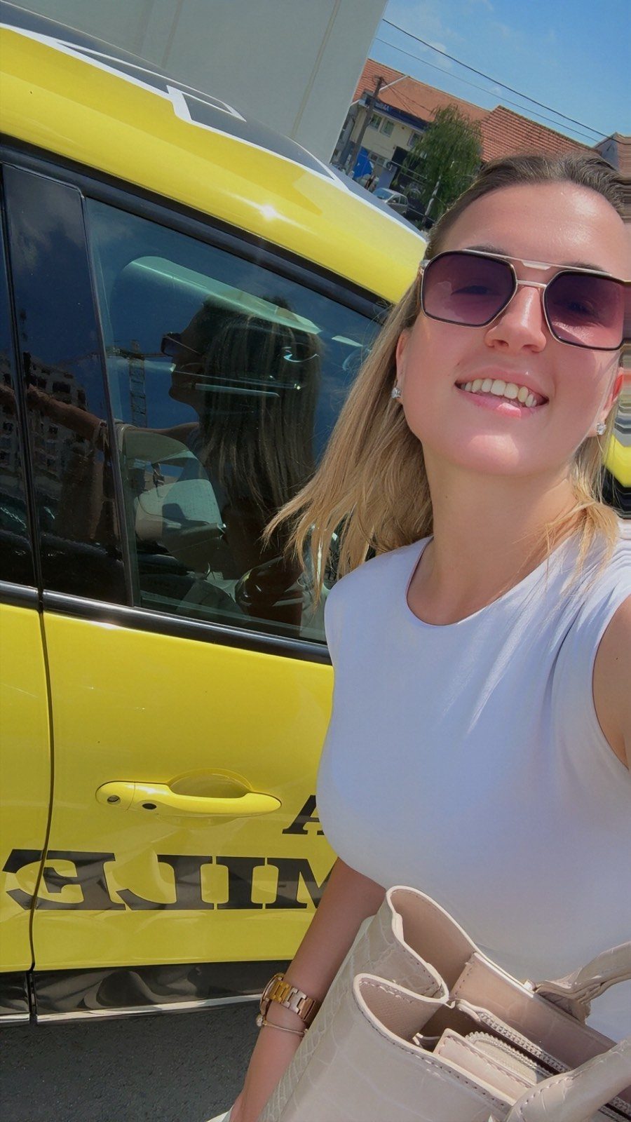 Zadovoljna polaznica Auto škole Miletić